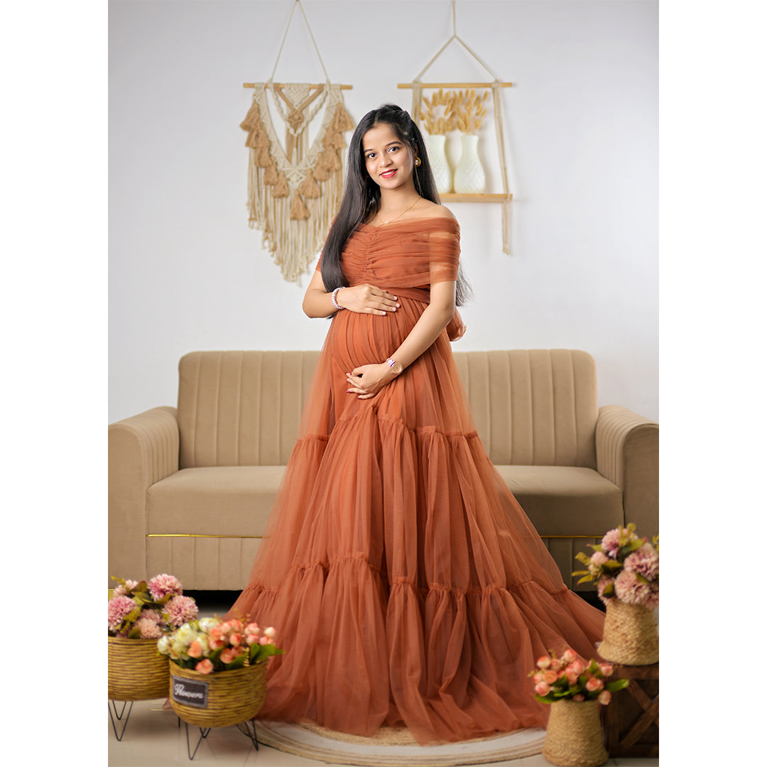 brown colour maternity gown for pregnant lady