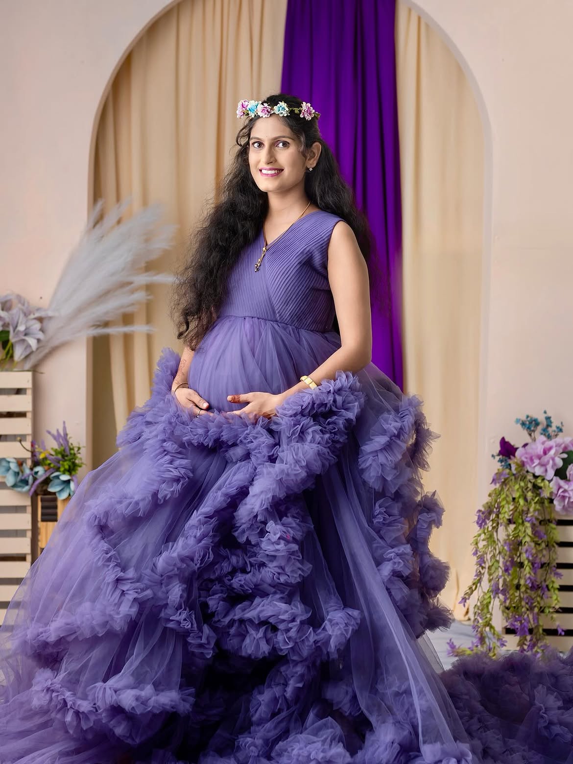 pregnant women baby shower gown