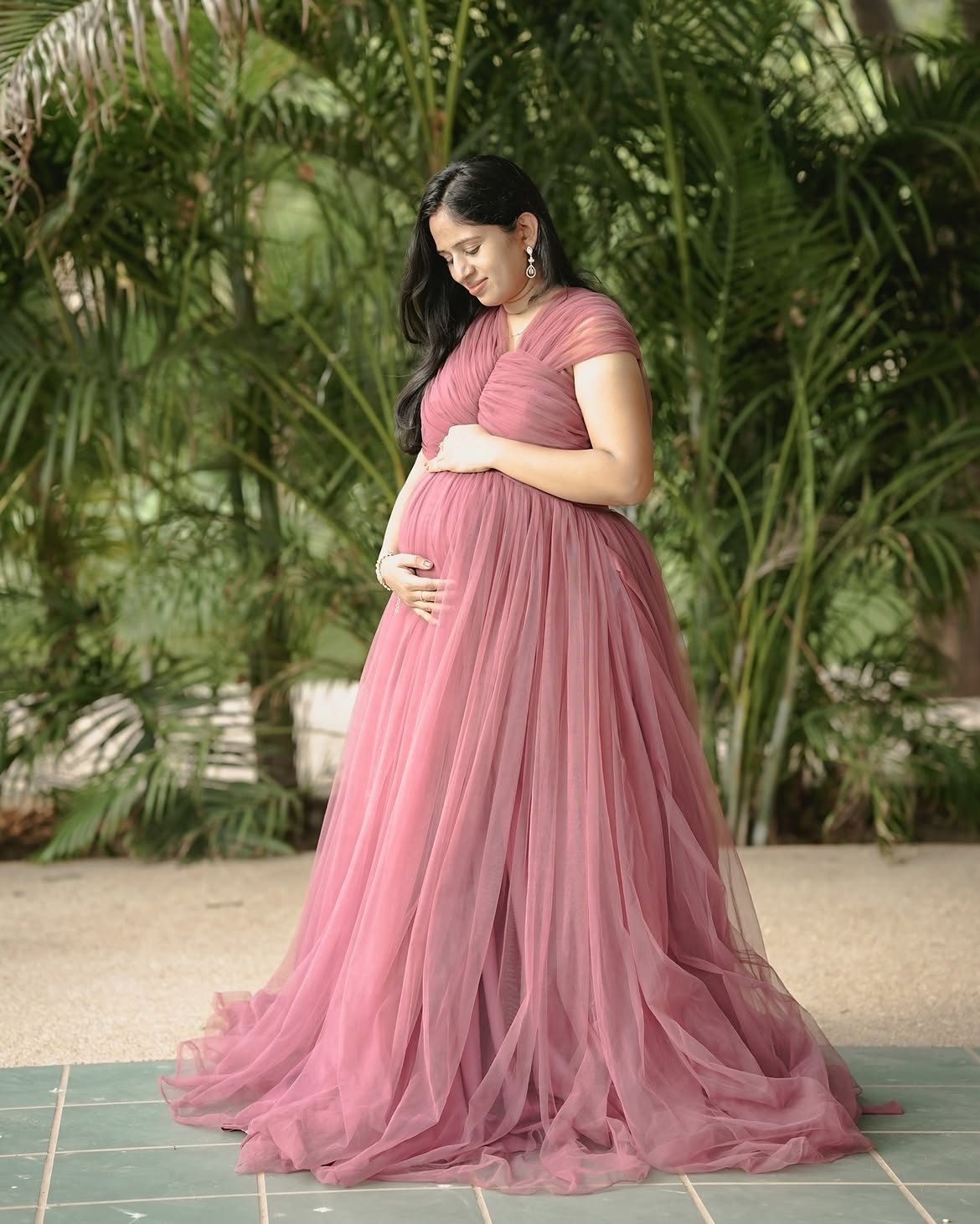 pink blush maternity photoshoot dress