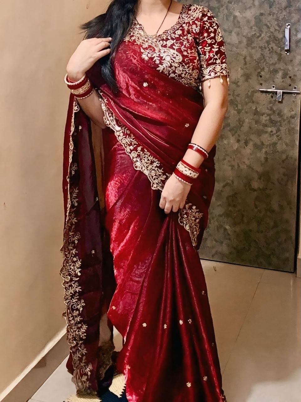 red silk jari saree