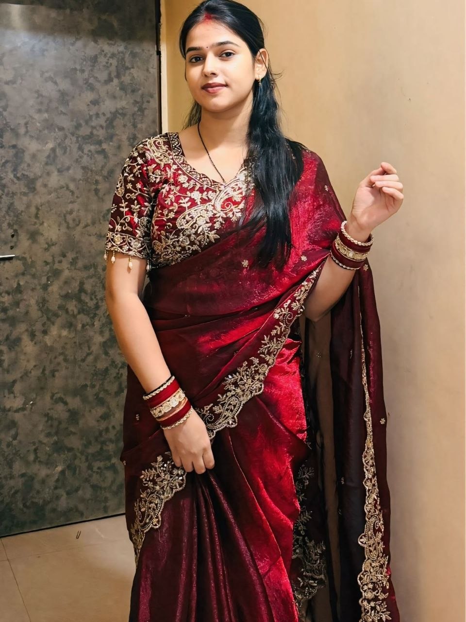 red silk jari saree