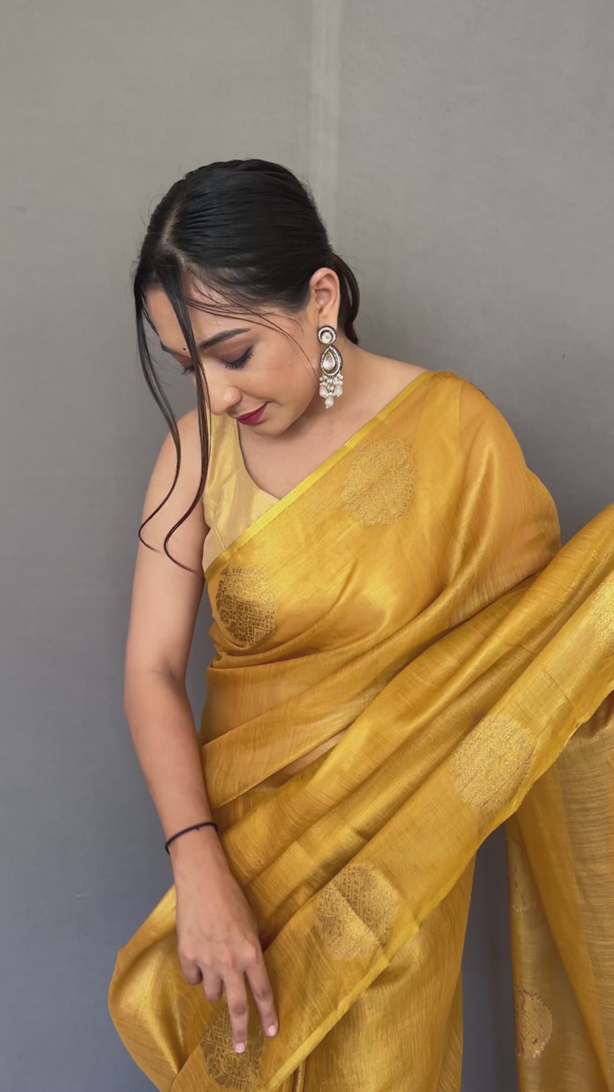 Gulabo Tissue Silk Saree